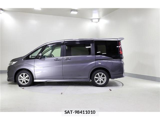 Honda STEP WGN 2019-01 8355670-3
