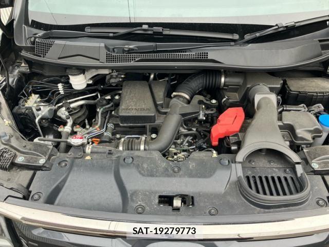 Honda STEP WGN 2024-02 8369033-16