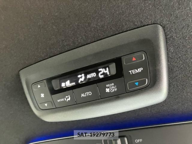 Honda STEP WGN 2024-02 8369033-25