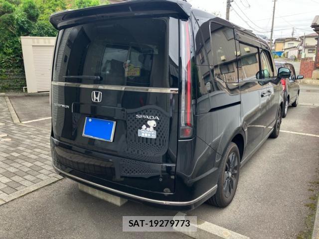 Honda STEP WGN 2024-02 8369033-4