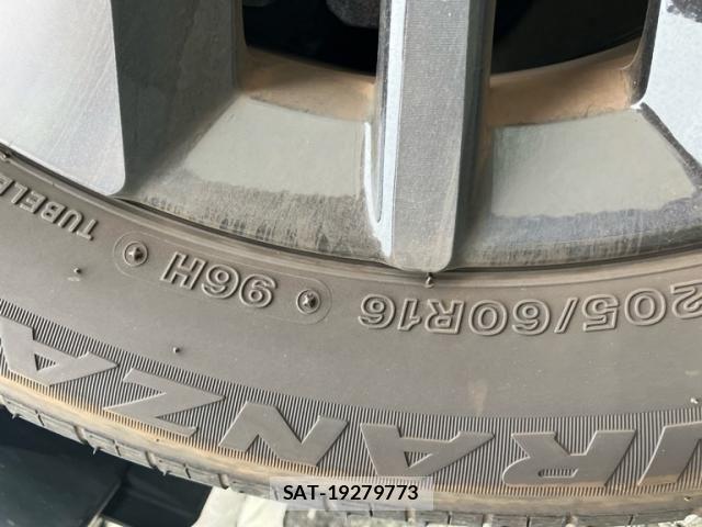 Honda STEP WGN 2024-02 8369033-7
