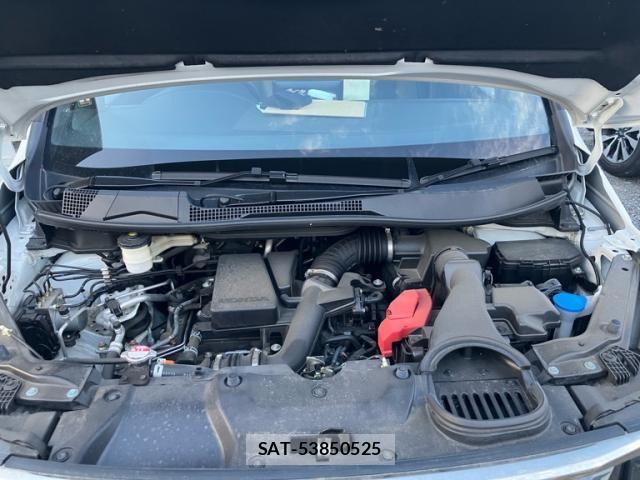 Honda STEP WGN 2023-08 8369031-11