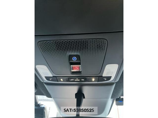 Honda STEP WGN 2023-08 8369031-25