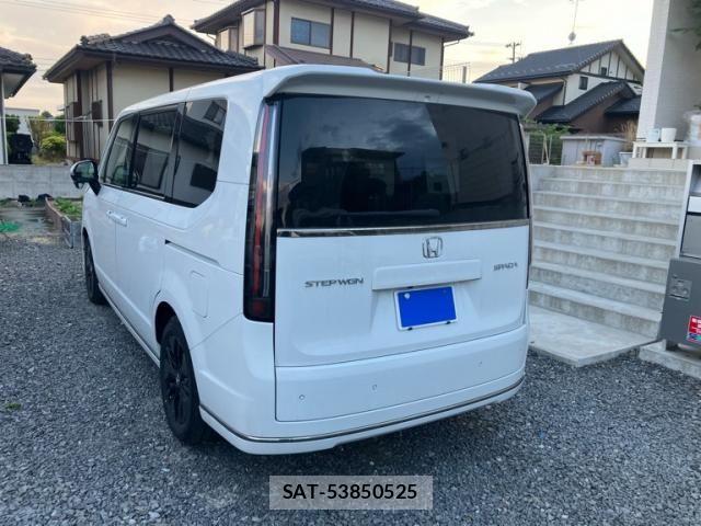 Honda STEP WGN 2023-08 8369031-4