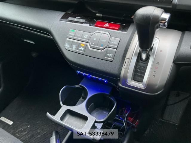 Honda STEP WGN 2011-10 8369036-25