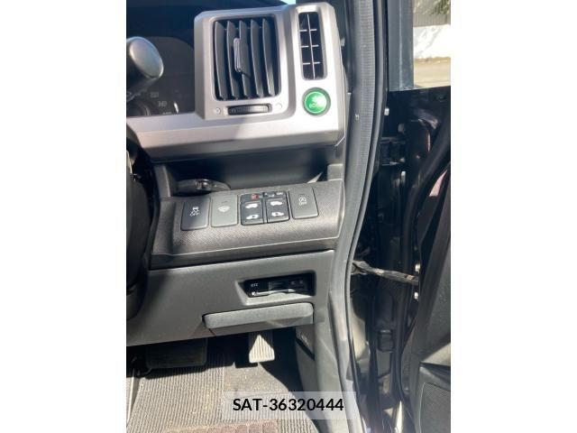 Honda STEP WGN 2013-05 8415161-21