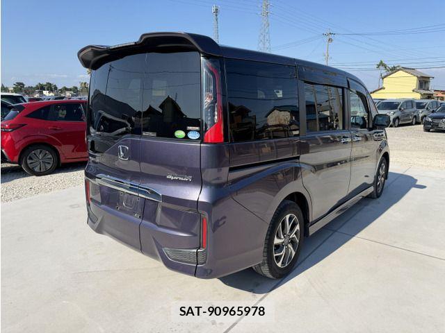 Honda STEP WGN 2017-03 8458528-1