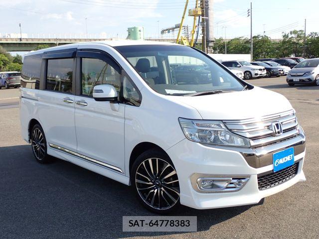 Honda STEP WGN 2013-08 8563664-0