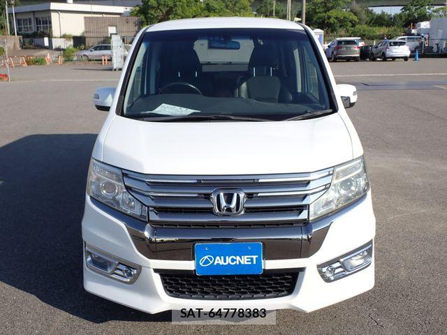 Honda STEP WGN 2013-08 8563664-4