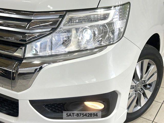 Honda STEP WGN 2013-09 8563668-12