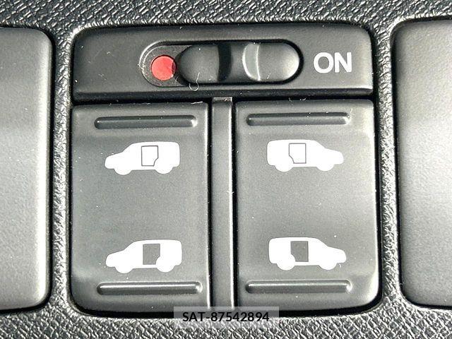 Honda STEP WGN 2013-09 8563668-5