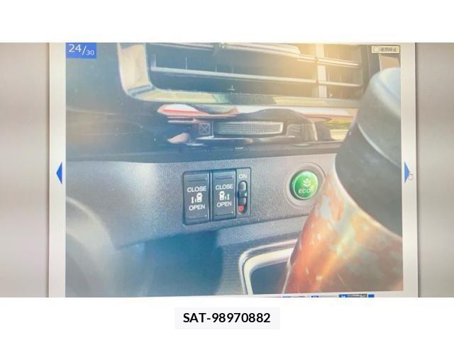 Honda STEP WGN 2021-10 8563667-23