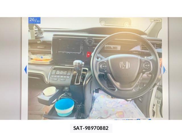 Honda STEP WGN 2021-10 8563667-25