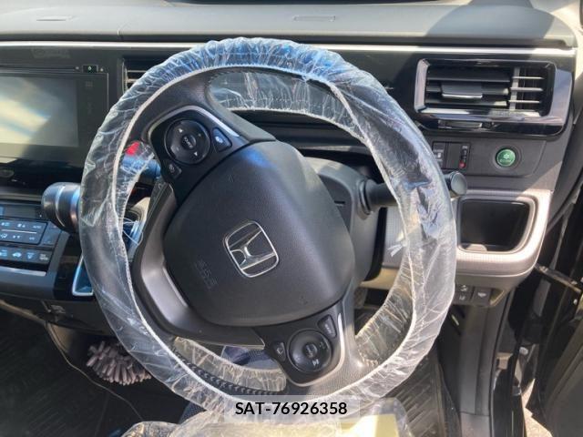 Honda STEP WGN 2015-10 8563666-9