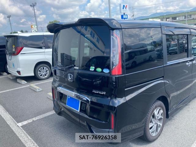 Honda STEP WGN 2015-10 8563666-15