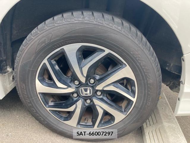 Honda STEP WGN 2019-06 8661789-11