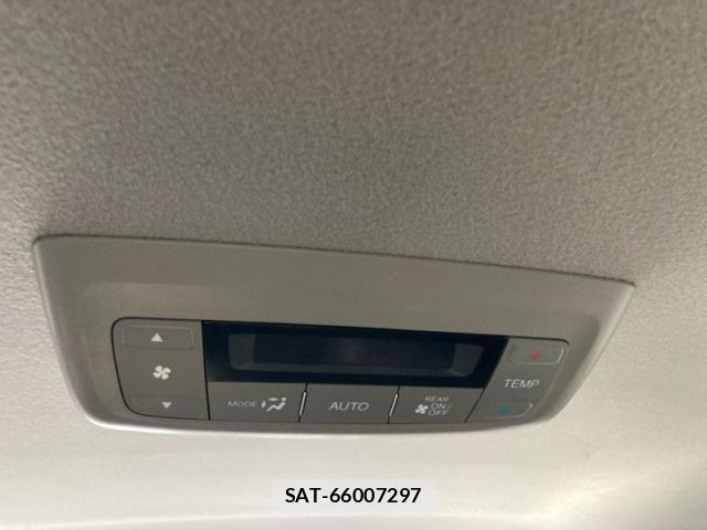 Honda STEP WGN 2019-06 8661789-14