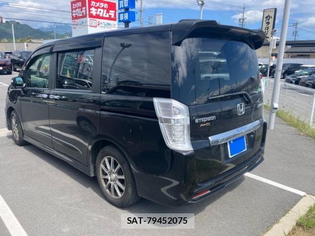Honda STEP WGN 2012-07 8744211-4