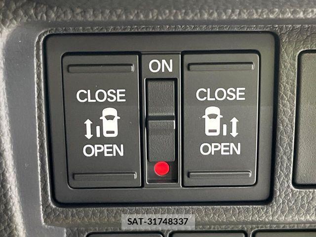 Honda STEP WGN 2026-07 8744062-2