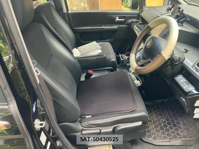 Honda STEP WGN 2012-11 8797600-17