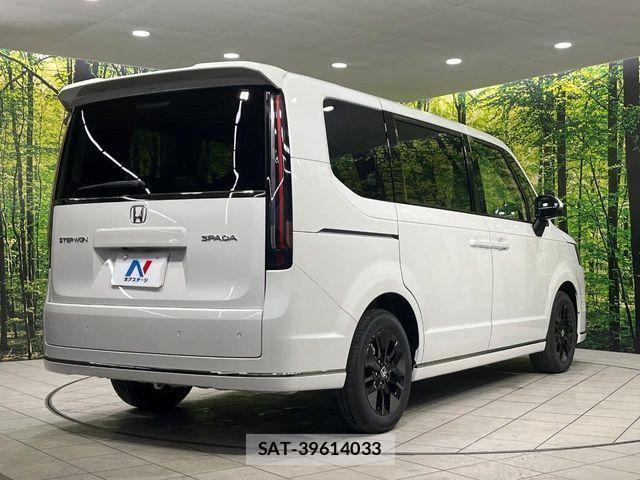 Honda STEP WGN 2026-08 8797597-17