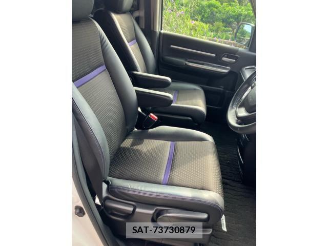 Honda STEP WGN 2019-04 8831821-12