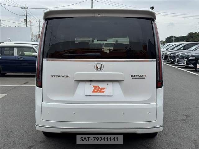 Honda STEP WGN 2022-07 8831822-13