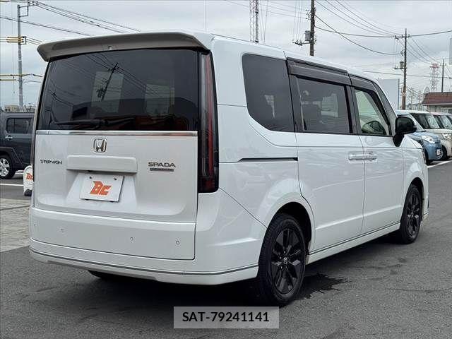 Honda STEP WGN 2022-07 8831822-14