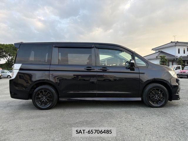 Honda STEP WGN 2010-02 8831823-5