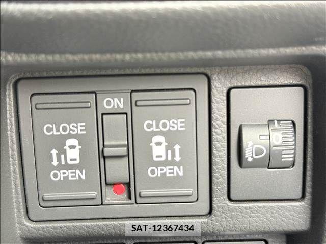 Honda STEP WGN 2024-06 8872146-14