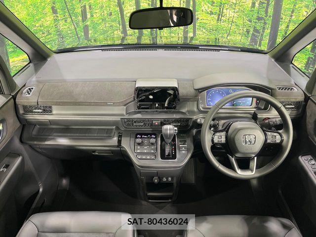 Honda STEP WGN 2026-07 8882367-1