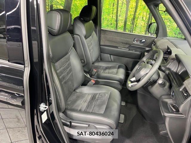 Honda STEP WGN 2026-07 8882367-7