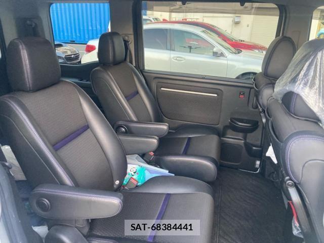 Honda STEP WGN 2020-01 8882370-17