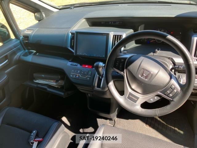 Honda STEP WGN 2013-09 8882374-14