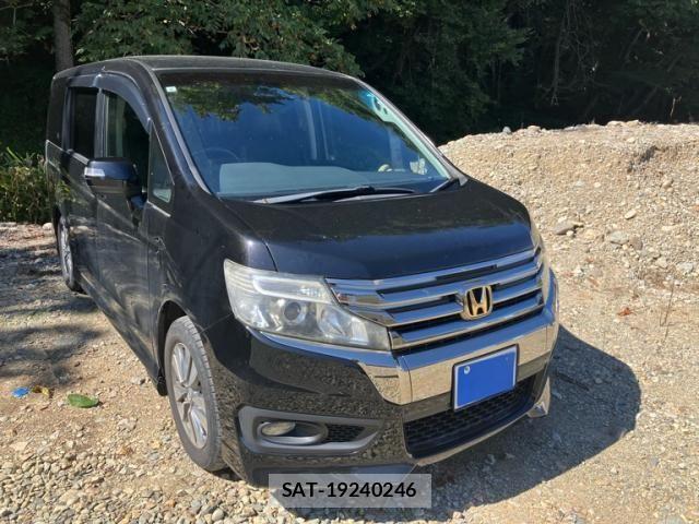 Honda STEP WGN 2013-09 8882374-1