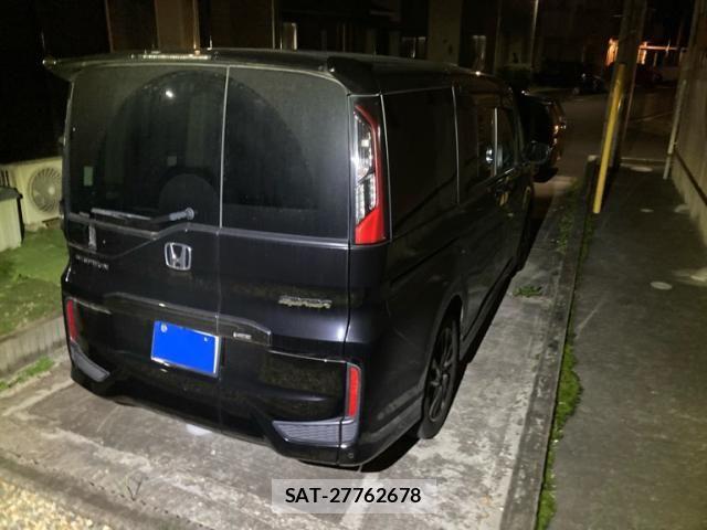 Honda STEP WGN 2021-03 8882369-1