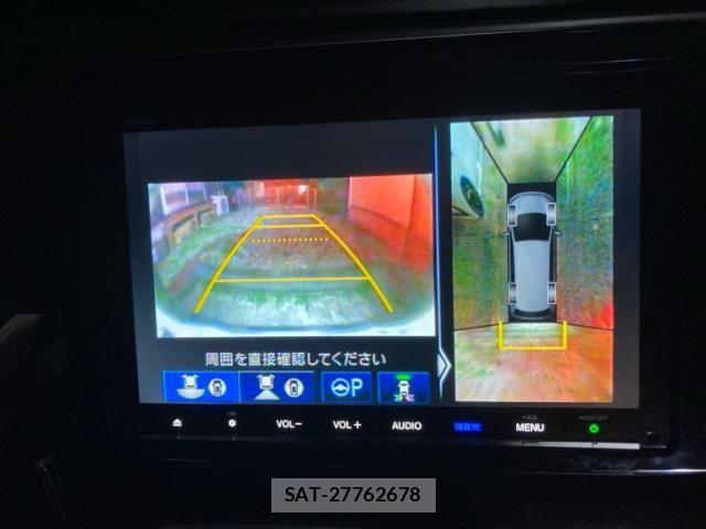 Honda STEP WGN 2021-03 8882369-19