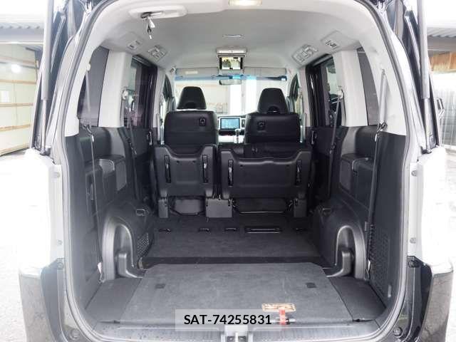 Honda STEP WGN 2014-07 8884408-11