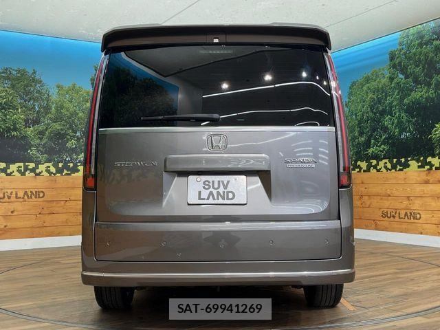 Honda STEP WGN 2024-09 8884405-16