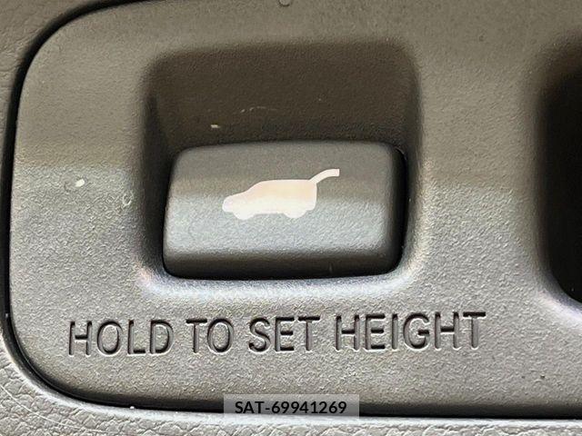 Honda STEP WGN 2024-09 8884405-7