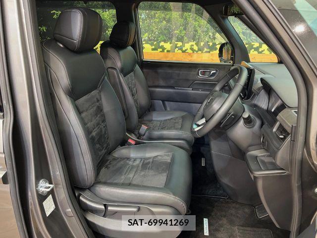 Honda STEP WGN 2024-09 8884405-8