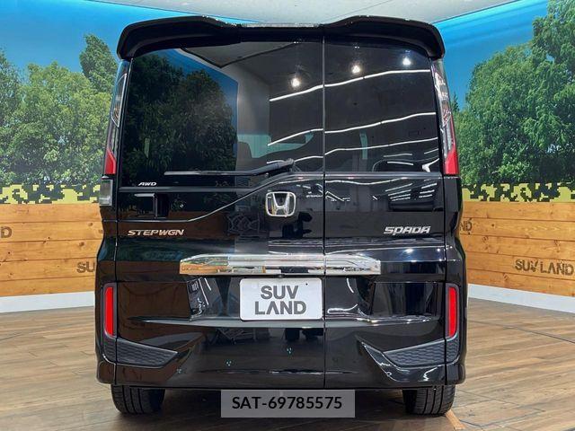 Honda STEP WGN 2017-09 8884407-15