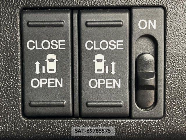 Honda STEP WGN 2017-09 8884407-6