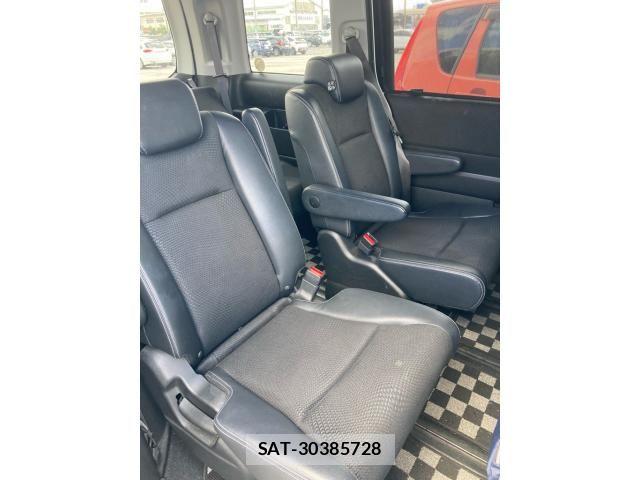 Honda STEP WGN 2014-05 8884409-14