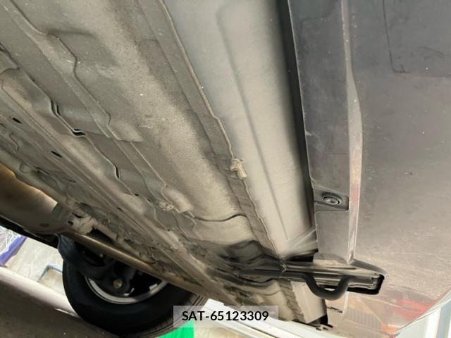 Honda STEP WGN 2022-09 7225595-10