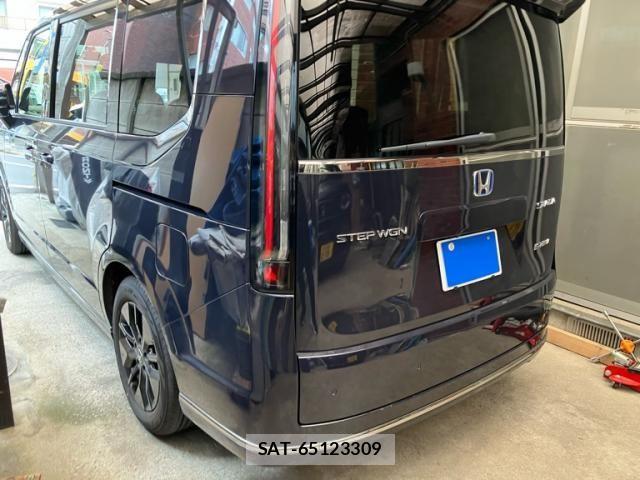 Honda STEP WGN 2022-09 7225595-2
