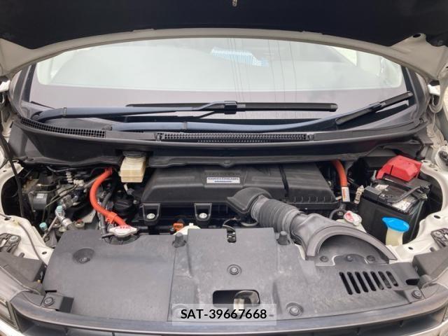 Honda STEP WGN 2018-11 7272682-12