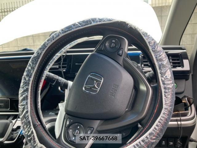 Honda STEP WGN 2018-11 7272682-18