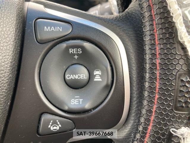 Honda STEP WGN 2018-11 7272682-20