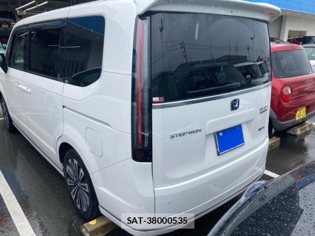 Honda STEP WGN 2023-08 7330354-7